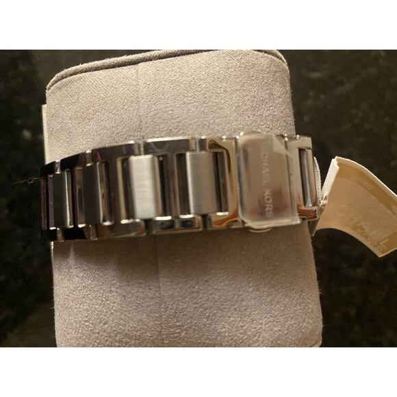 Michael Kors 3489 Silver Bracelet Watch Japan Movement Women Round Face NWT main image 8